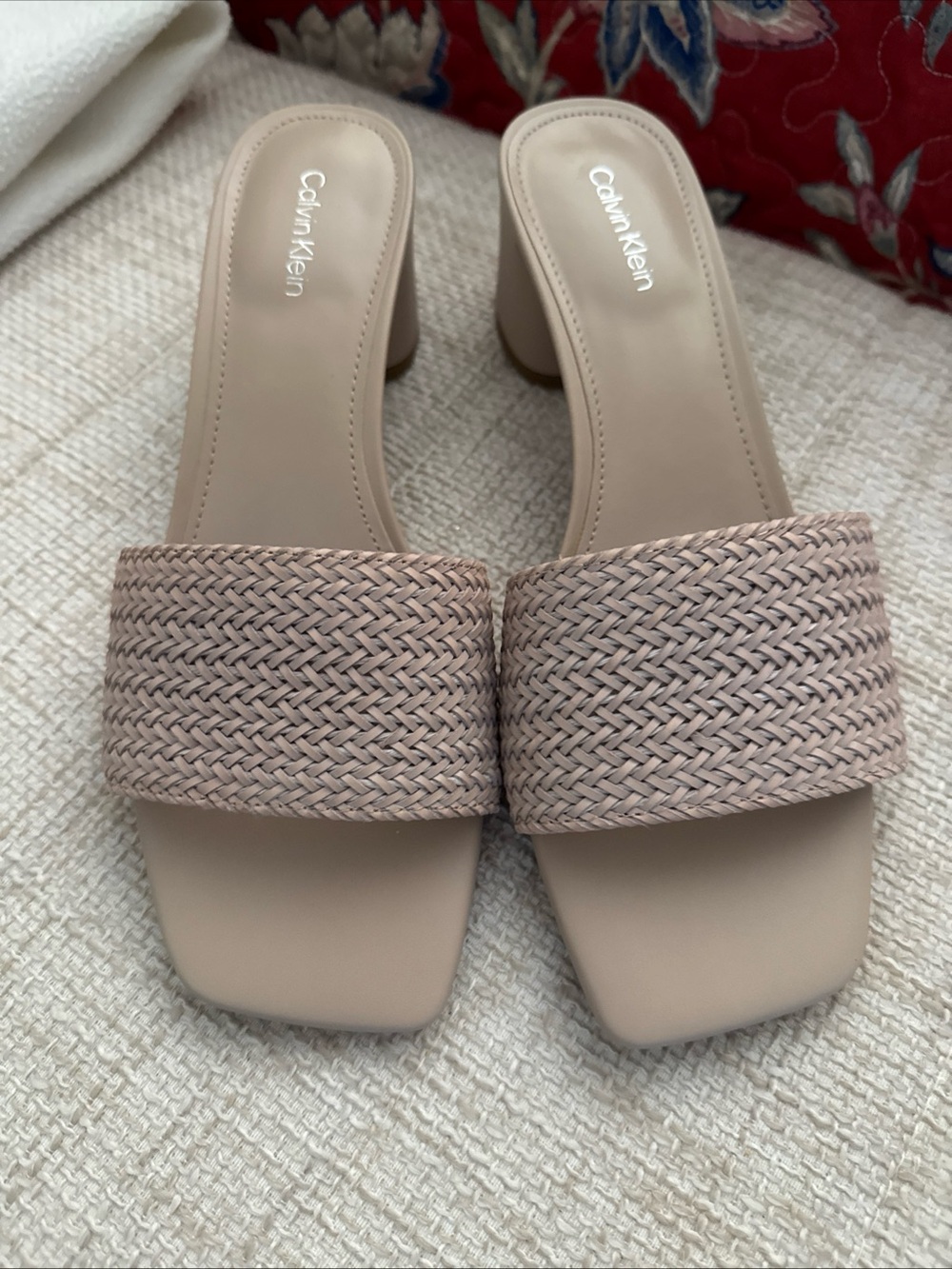 Calvin Klein Women’s Slides New Size 8